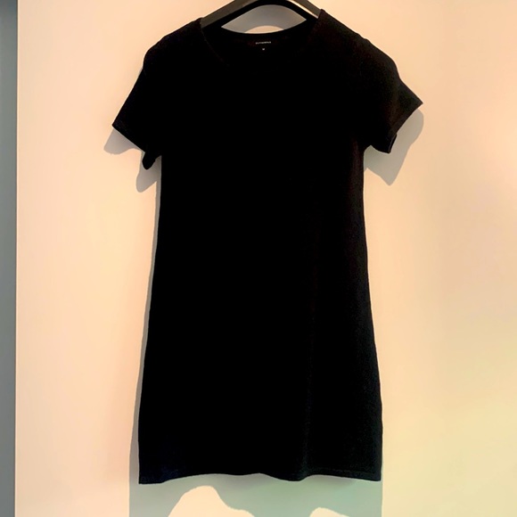 Black fitted sweater mini-dress by Olivaceous. Size M - Picture 1 of 3